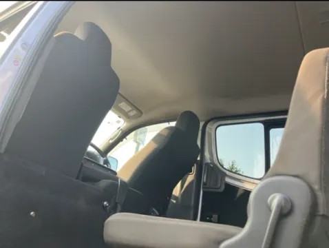 2017 Nissan Caravan NV350 DX grey van, rear view