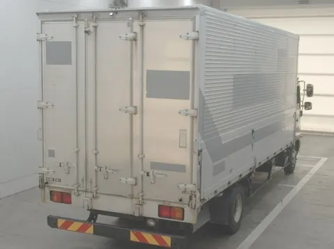 Hino Ranger 2014 truck side view, white and grey, manual transmission, diesel
