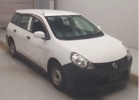 2017 Nissan AD Van photo 3