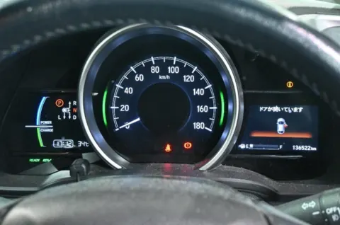 Honda Fit Hybrid 2018 hatchback in pink, engine bay view, in Musina.