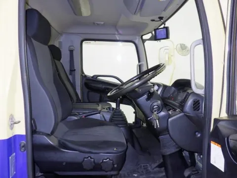 Hino Ranger 2014 truck cargo area, 3 ton, white and grey